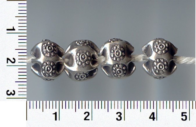 Thai Karen Hill Tribe Silver Beads Daisy Printed Pleat Beads BL009 (5 Beads)