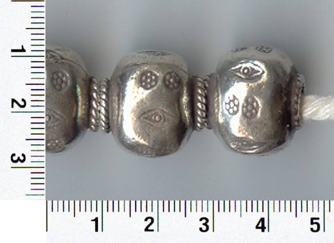 Thai Karen Hill Tribe Silver Beads Dot Embossed & Eye Printed Round Bead BL056 (5 Beads)