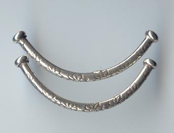 THAI KAREN HILL TRIBE SILVER BEADS FLOWER PRINTED CURVE BEADS BL221 (2 BEADS)