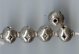 Thai Karen Hill Tribe Silver Beads Flower Printed Oval Beads BL263 (5 Beads)