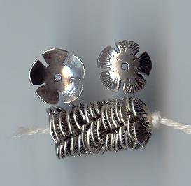 Thai Karen Hill Tribe Silver Beads Flower Caps With Fan Printed BL422 (10 Beads)