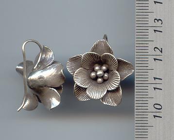 Thai Karen Hill Tribe Silver  Sweet Flower Earrings ER070 