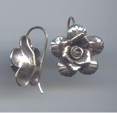 Thai Karen Hill Tribe Silver Lovely Flower Earrings ER149 
