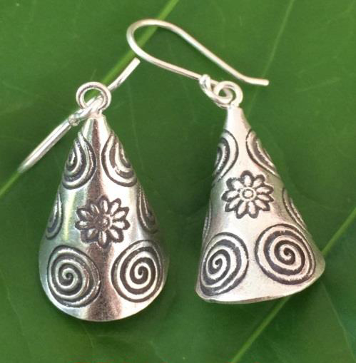 Thai Karen Hill Tribe Silver Earring ER310 