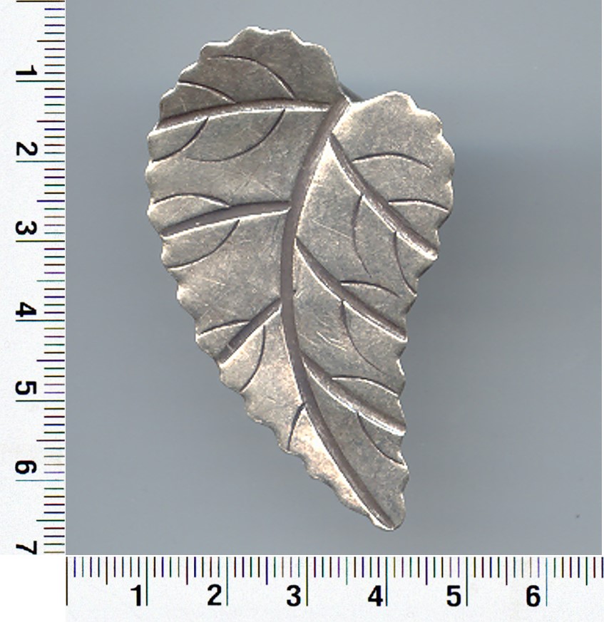 Thai Karen Hill Tribe Silver Leaf Pendant NL136
