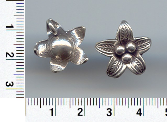 Thai Karen Hill Tribe Silver Pendants Sweet Flower Pendant NM058 