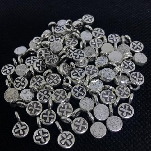 Thai Karen Hill Tribe Silver Pendants 20PD164 (10 Beads)