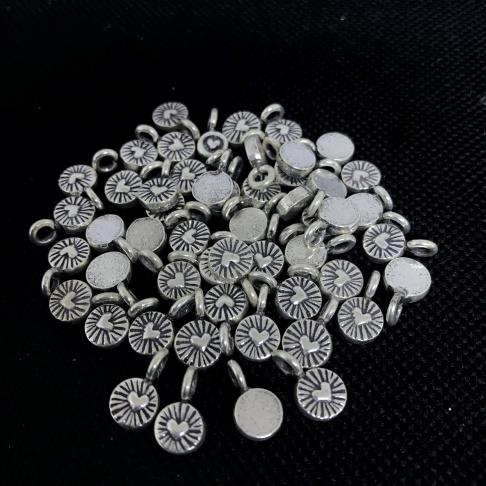 Thai Karen Hill Tribe Silver Pendants 20PD167 (10 Beads)