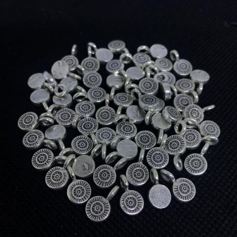 Thai Karen Hill Tribe Silver Pendants 20PD170 (10 Beads)