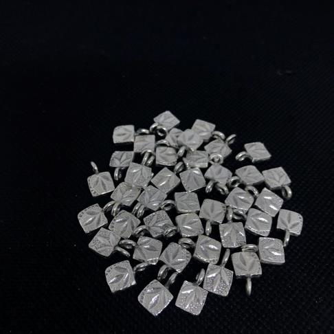 Thai Karen Hill Tribe Silver Pendants 20PD175 (10 Beads)