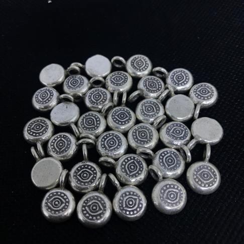 Thai Karen Hill Tribe Silver Pendants 20PD187 (10 Beads)