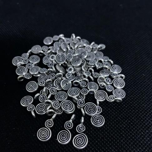 Thai Karen Hill Tribe Silver Pendants 20PD207 (10 Beads)