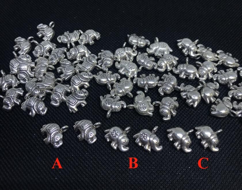 Thai Karen Hill Tribe Silver Pendants 20PD218 C (10 Beads)