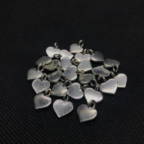 Thai Karen Hill Tribe Silver Pendants 20PD254 (10 Beads)