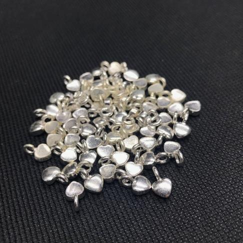 Thai Karen Hill Tribe Silver Pendants 20PD268 (10 Beads)