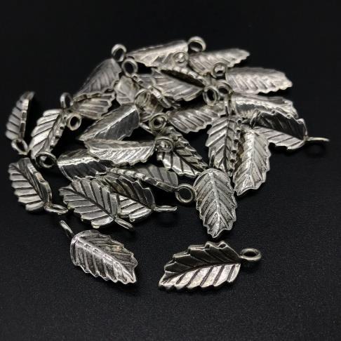 Thai Karen Hill Tribe Silver Pendants 20PD292 (10 Beads)