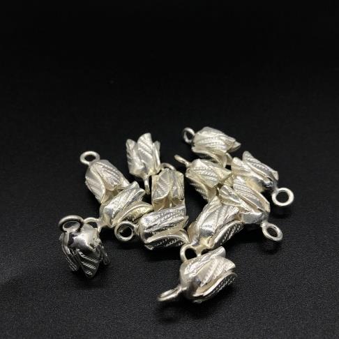 Thai Karen Hill Tribe Silver Pendants 20PD302 (10 Beads)