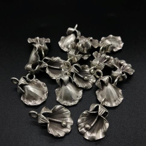 Thai Karen Hill Tribe Silver Pendants 20PD304 (10 Beads)