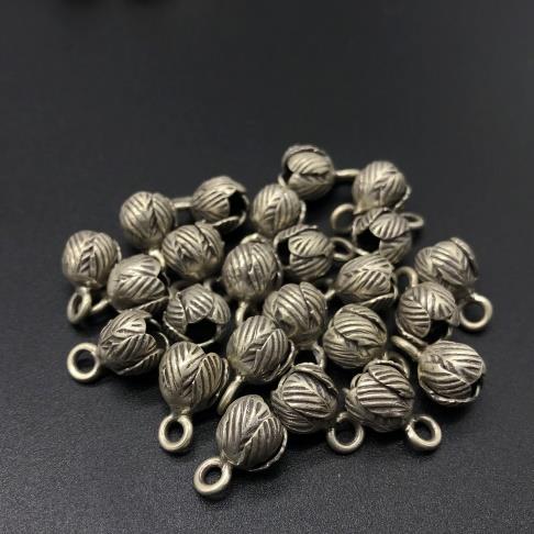 Thai Karen Hill Tribe Silver Pendants 20PD326 (10 Beads)