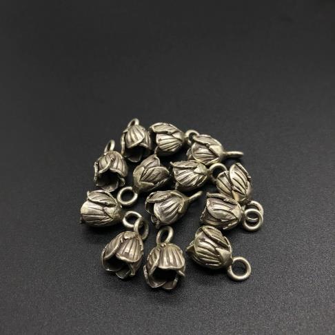 Thai Karen Hill Tribe Silver Pendants 20PD334 (10 Beads)