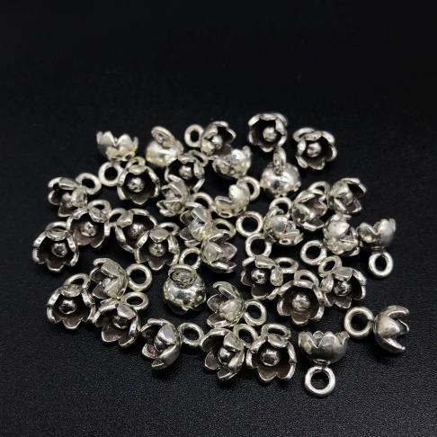 Thai Karen Hill Tribe Silver Pendants 20PD358 (10 Beads)
