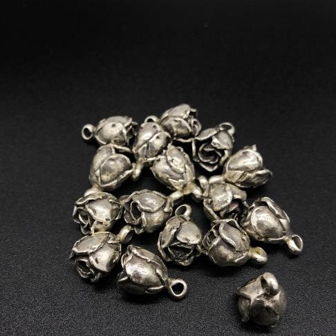 Thai Karen Hill Tribe Silver Pendants 20PD377 (10 Beads)